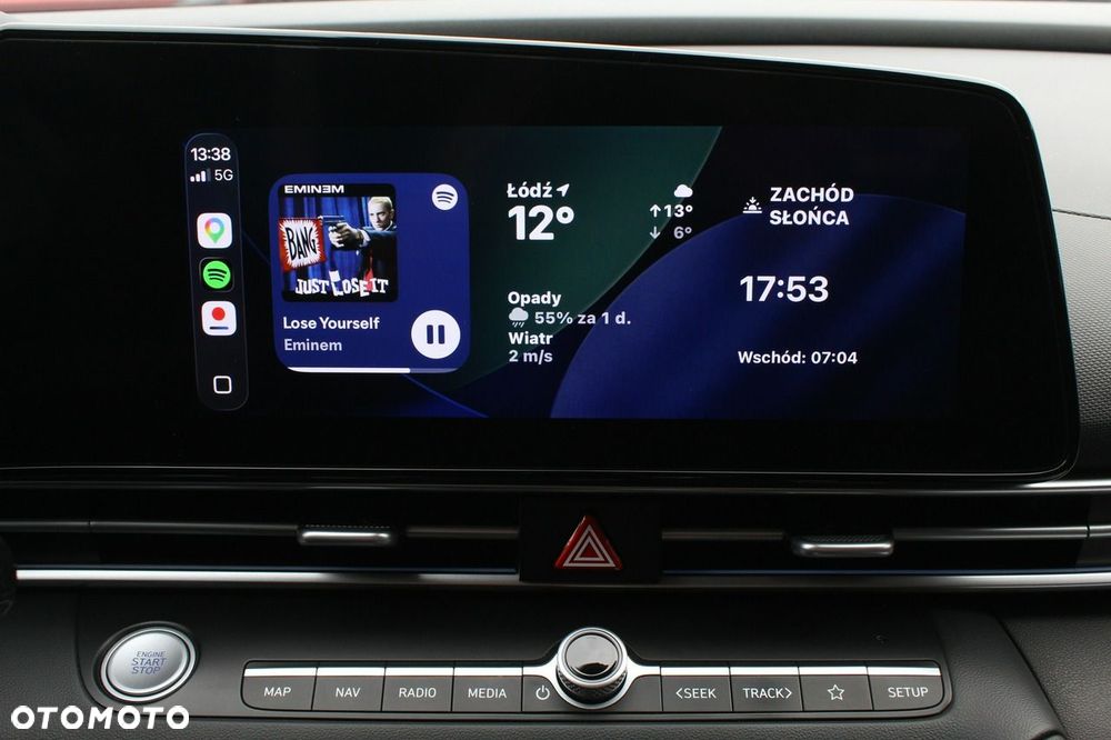 Hyundai Elantra - 37