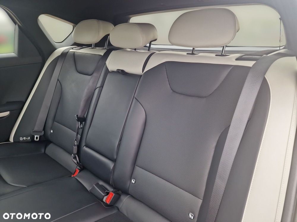 Kia K4 - 17