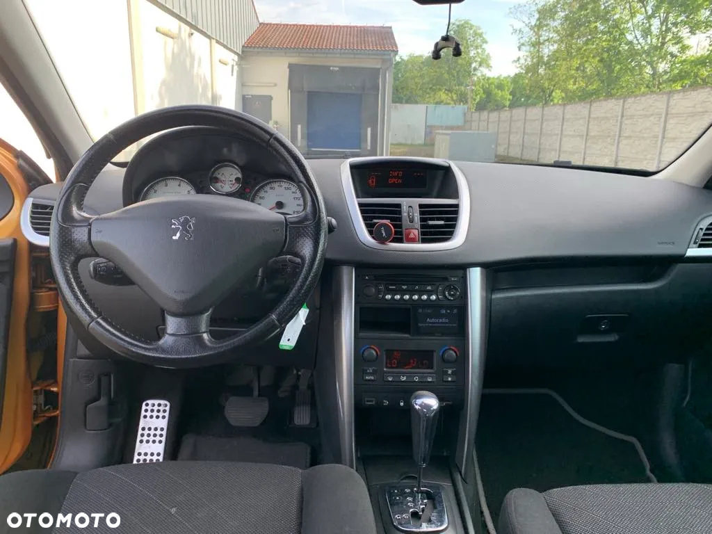 Peugeot 207 120 Automatik Premium - 19