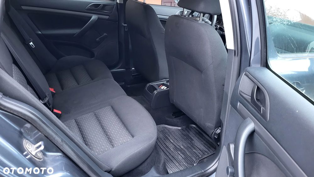 Skoda Octavia 1.6 Tour Business - 15