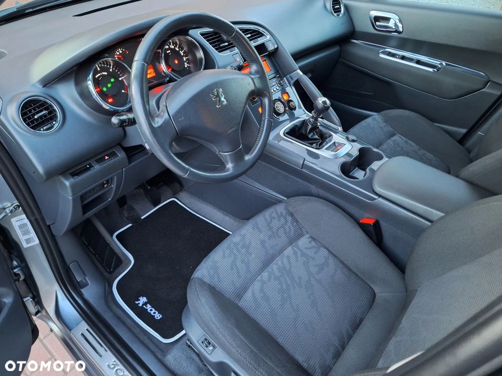 Peugeot 3008 2.0 HDi Allure - 12