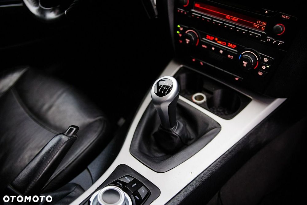 BMW Seria 3 318d - 25