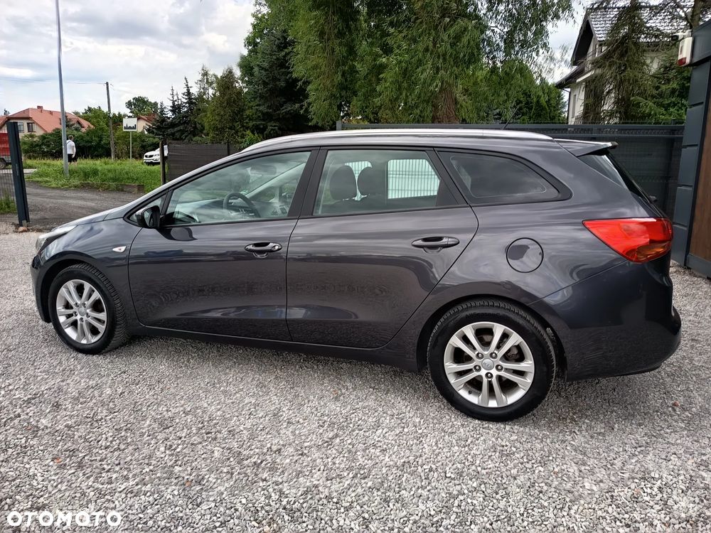 Kia Ceed 1.4 CVVT Dream-Team Edition - 5