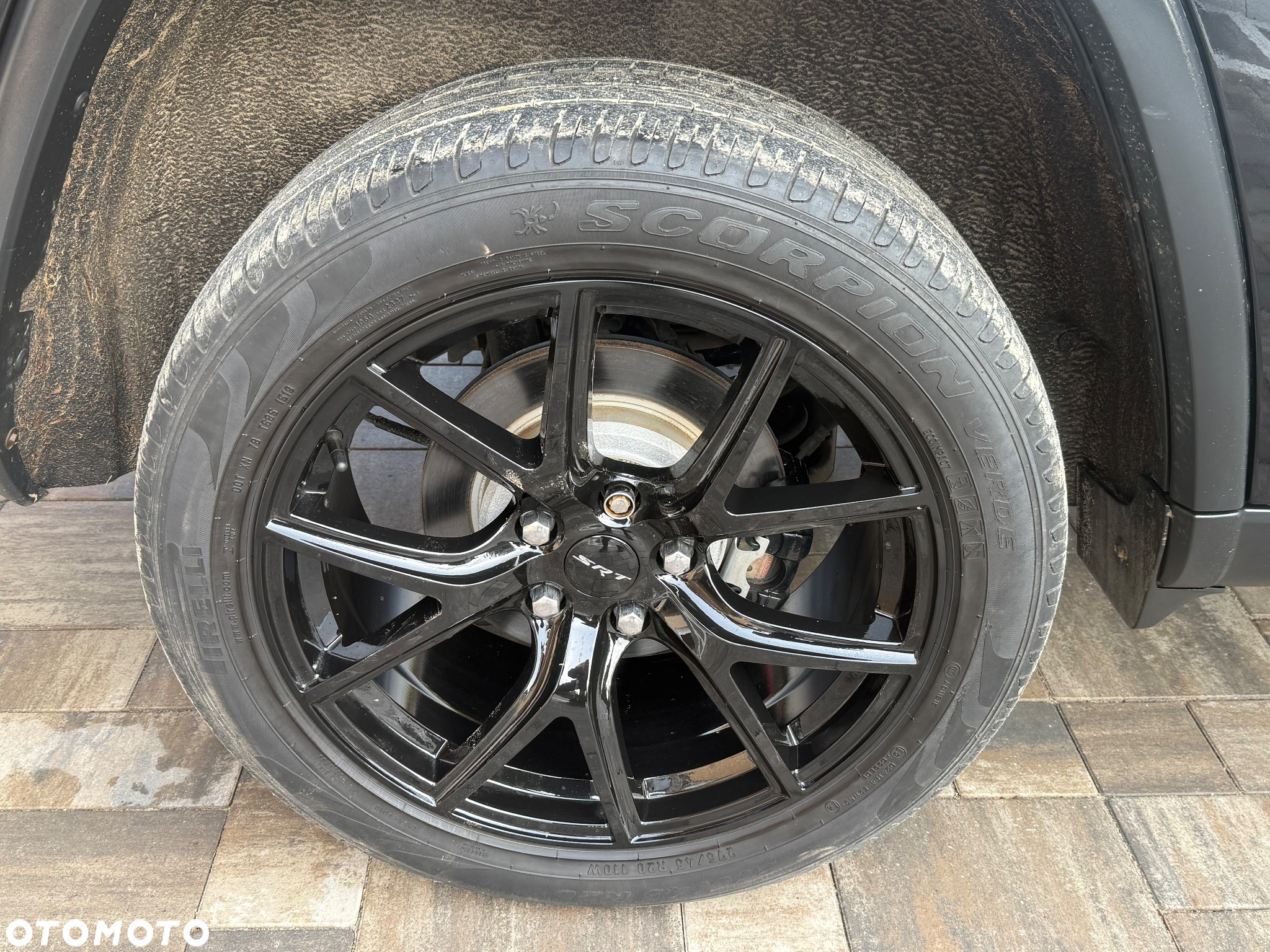Jeep Grand Cherokee - 36