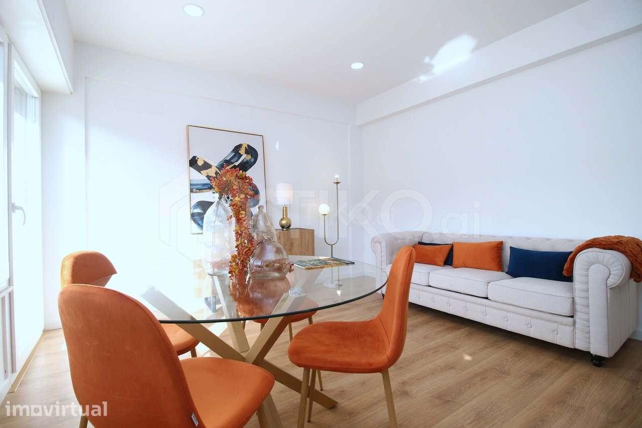 Apartamento T3 remodelado, equipado, na Rua Carolina Michaelis de Vasc - Grande imagem: 3/42