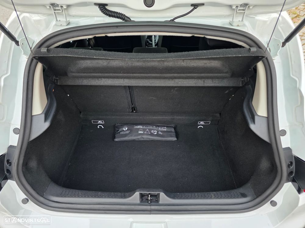Renault Clio 0.9 TCe Limited - 19