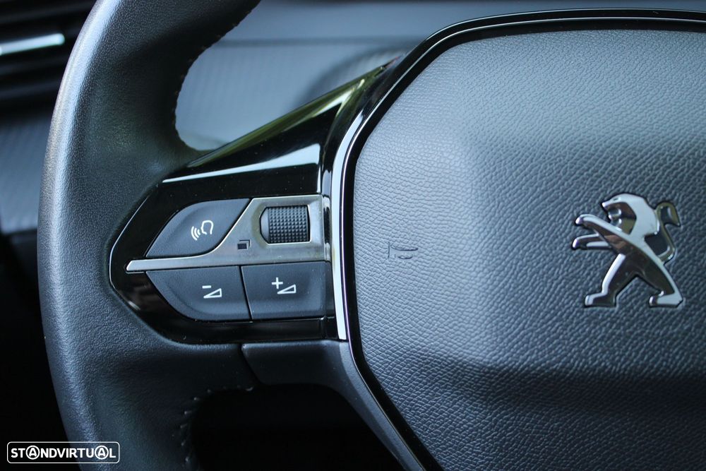 Peugeot 208 1.2 PureTech Active - 11