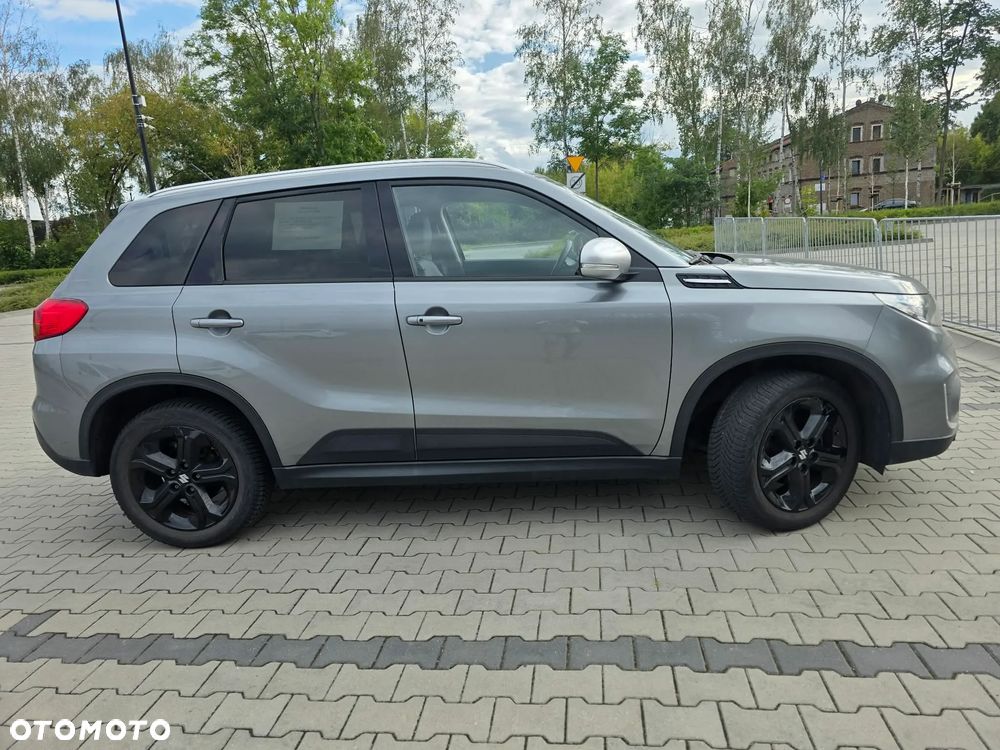 Suzuki Vitara 1.4 Boosterjet Premium 4WD - 2