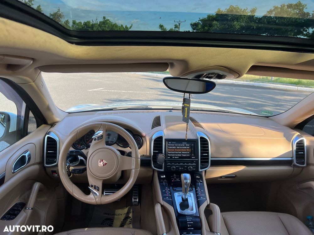 Porsche Cayenne S Tiptronic - 10