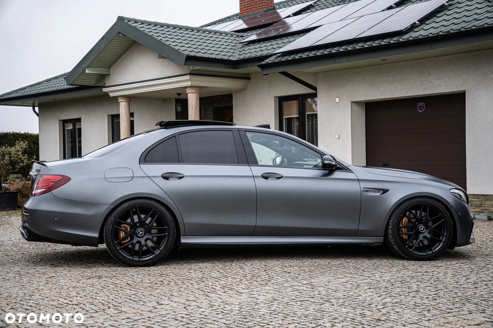 Mercedes-Benz Klasa E AMG 63 S 4-Matic+ - 34