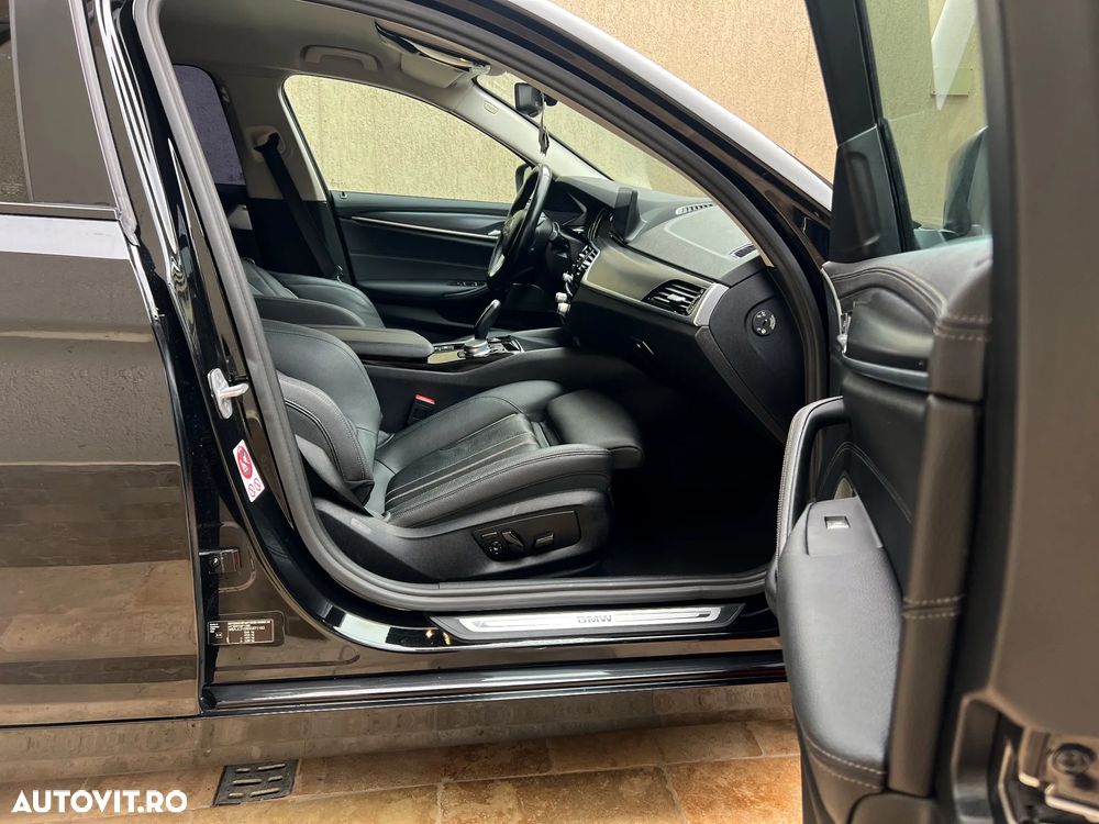 BMW Seria 5 520d Aut. Luxury Line - 35