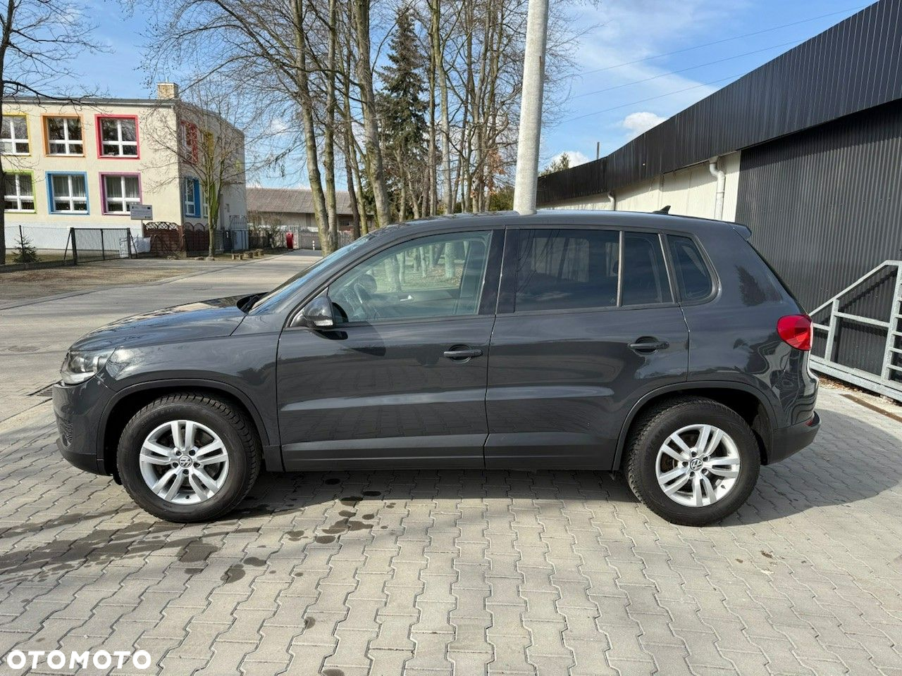 Volkswagen Tiguan - 5