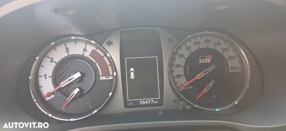 Toyota Hilux 2.8D 204CP 4x4 Double Cab AT GR Sport - 14
