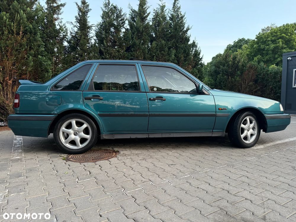 Volvo Seria 400 - 9