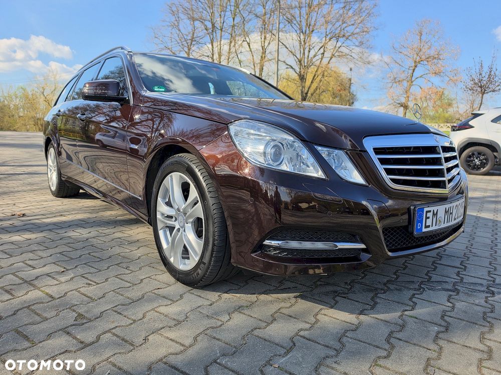 Mercedes-Benz Klasa E 250 CDI DPF BlueEFFICIENCY Avantgarde - 13