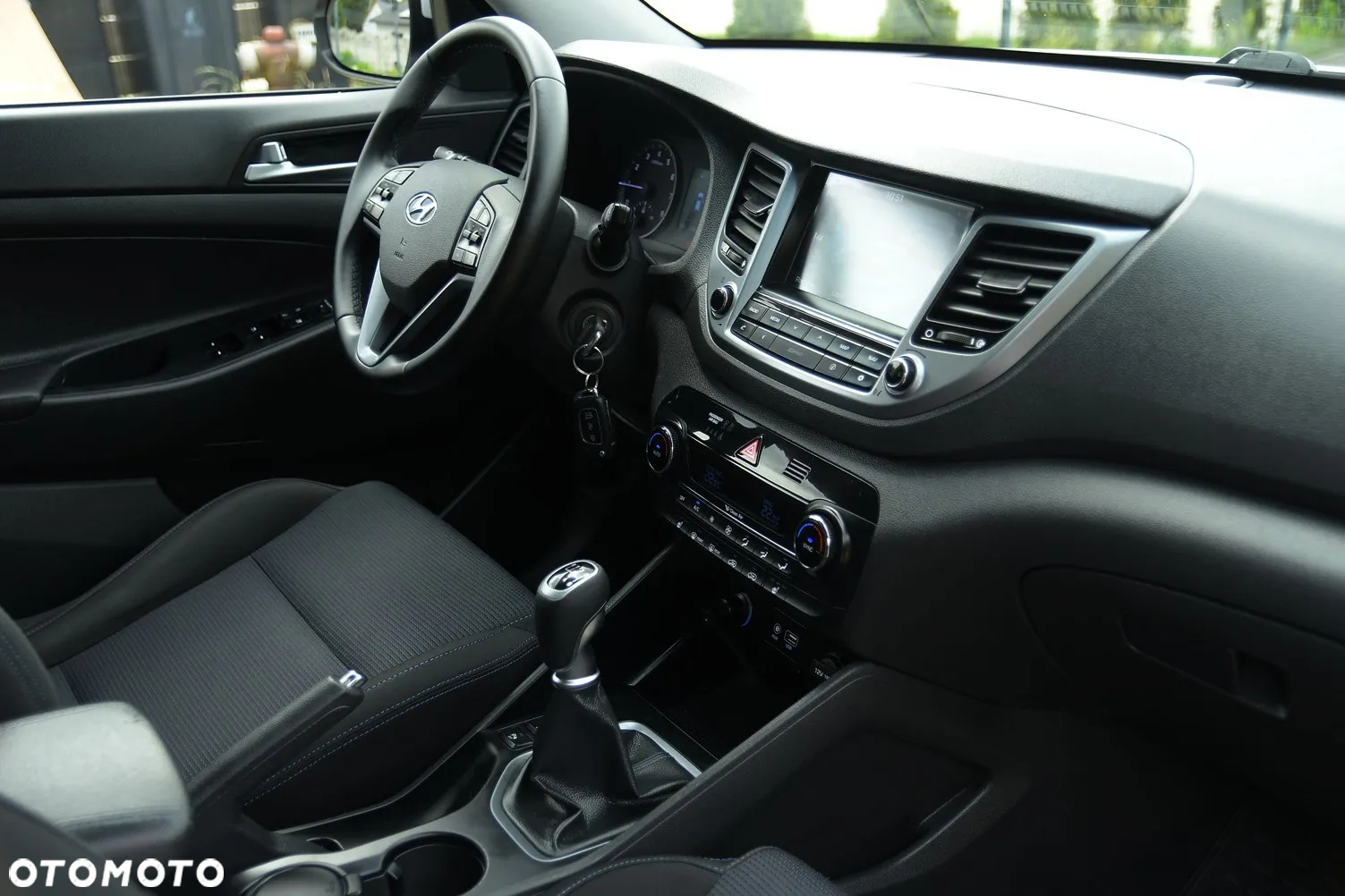 Hyundai Tucson blue 1.6 GDi 2WD Navi - 23