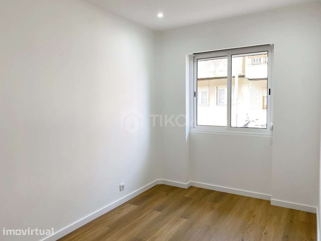 T2 + 1 Totalmente remodelado na Amadora / Buraca – Pronto a habitar | - Grande imagem: 2/9