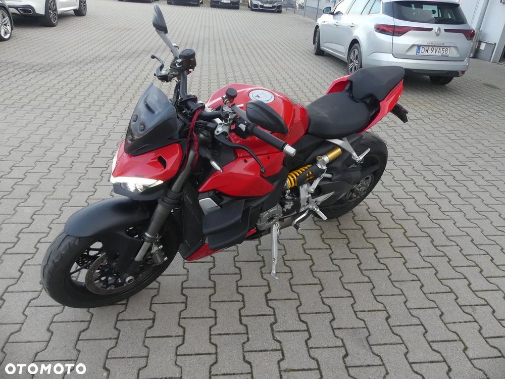 Ducati Streetfighter V4