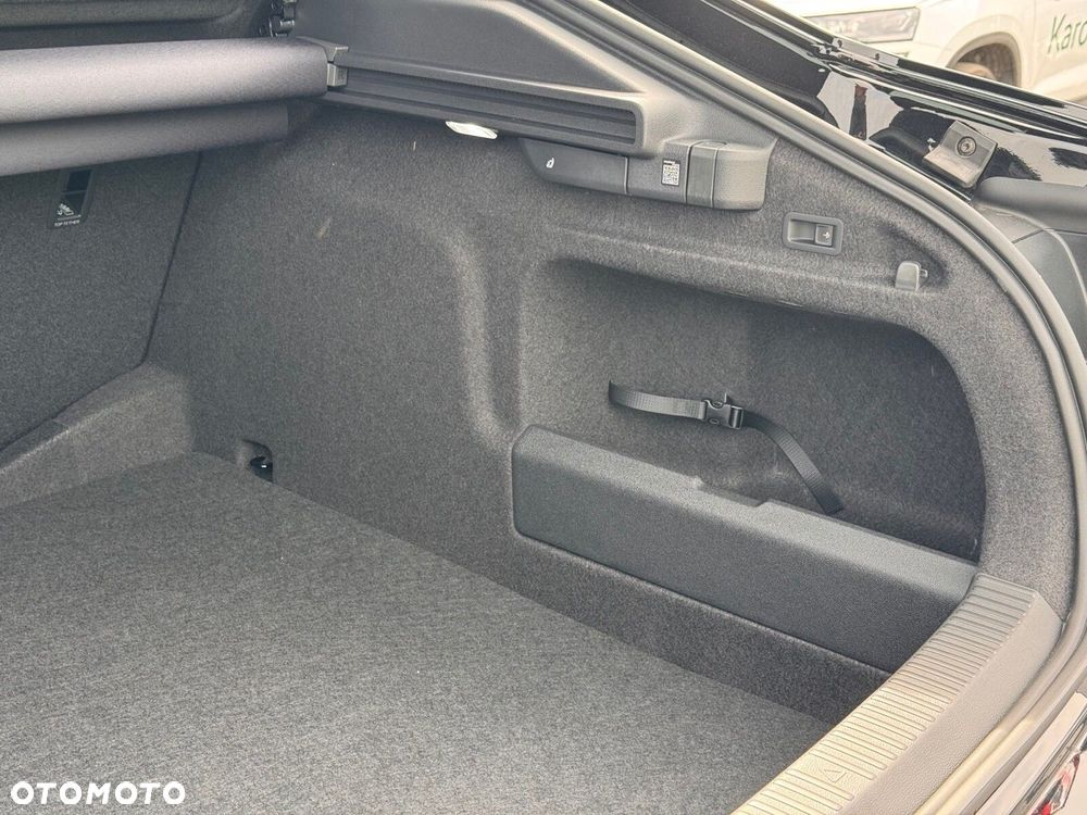 Skoda Superb 2.0 TDI SCR Drive DSG - 8