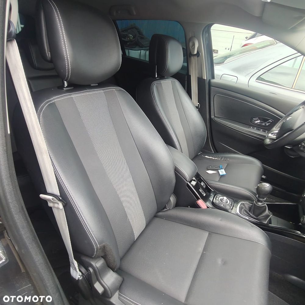 Renault Megane 1.6 dCi Energy Bose Edition - 13