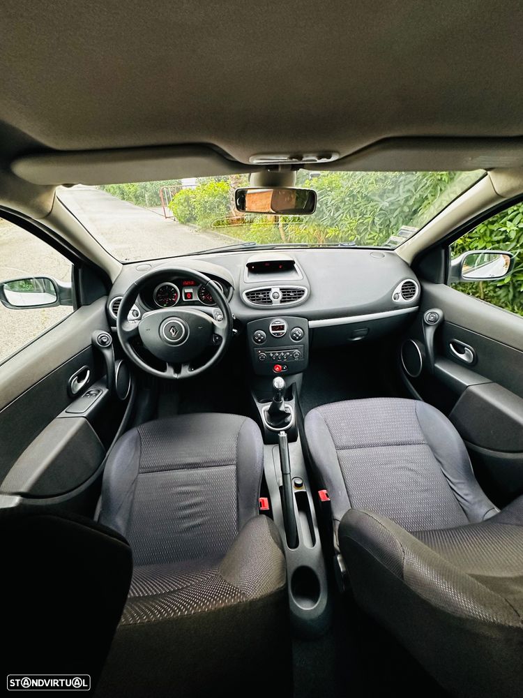 Renault Clio 1.5 dCi Confort - 23