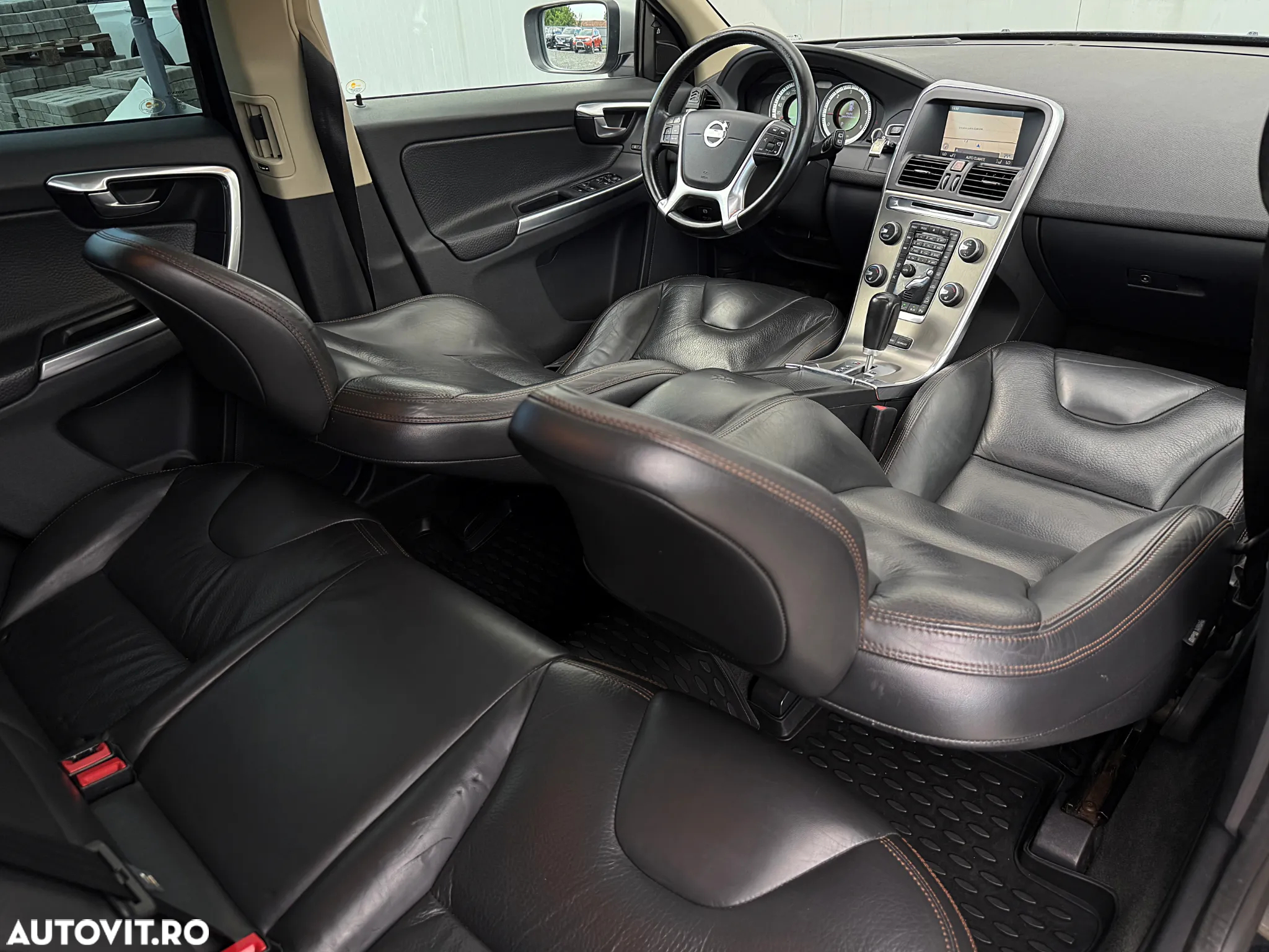 Volvo XC 60 D5 AWD Summum - 17