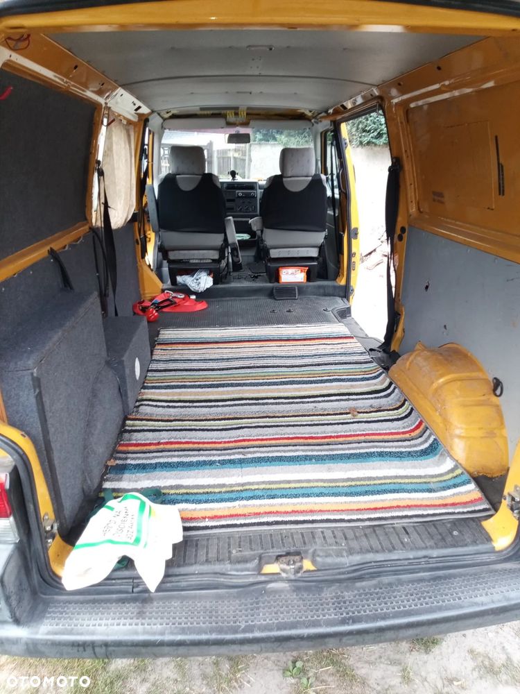 Volkswagen T-4 - 4