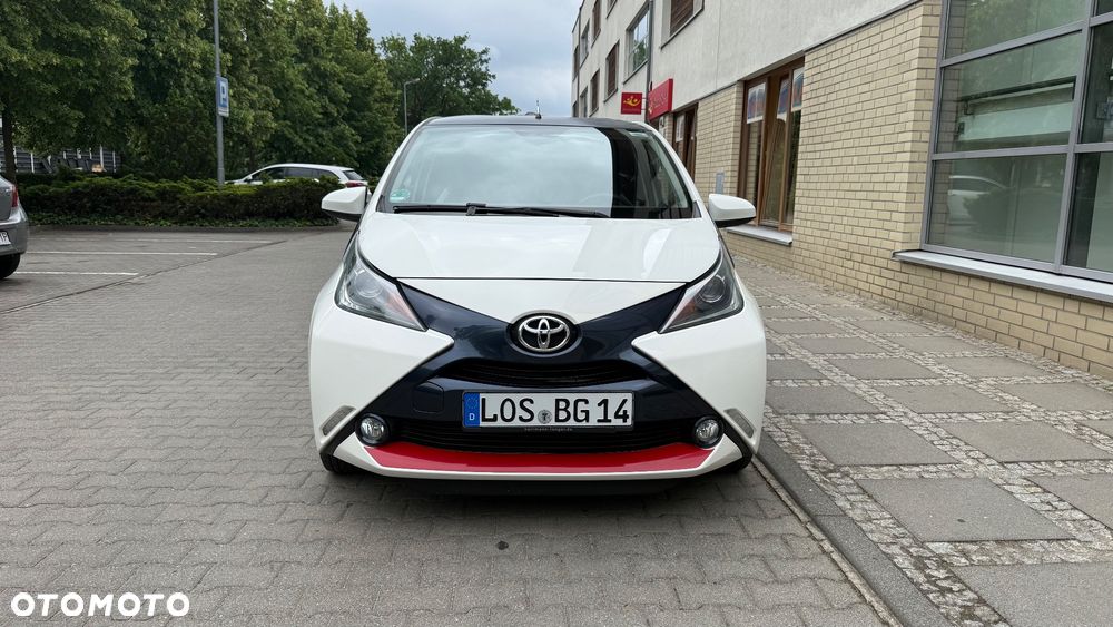 Toyota Aygo x-clusive Style Selection - 10