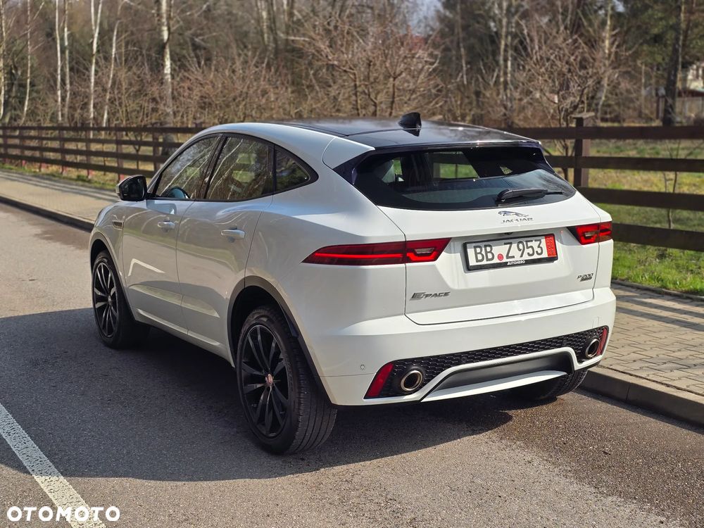 Jaguar E-Pace P200 AWD R-Dynamic - 18