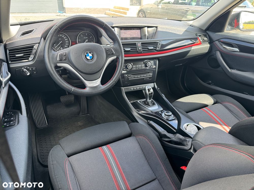 BMW X1 sDrive18d Sport Line - 7