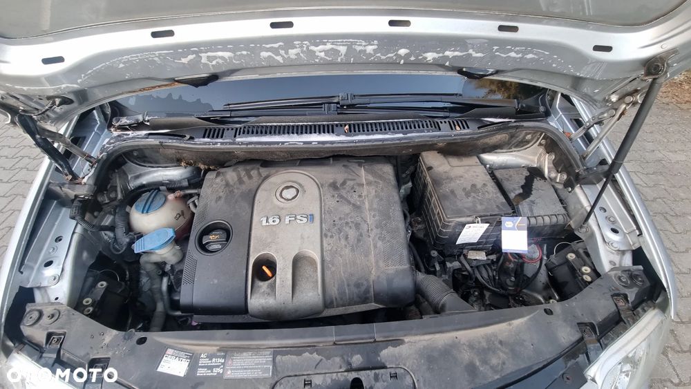 Volkswagen Touran 1.6 FSI - 16