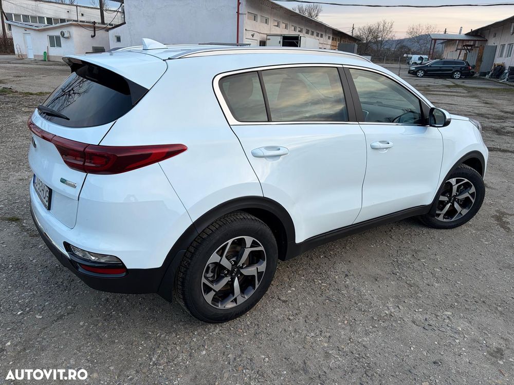 Kia Sportage 1.6 DSL MHEV 7DCT HP 4x2 Plus - 3