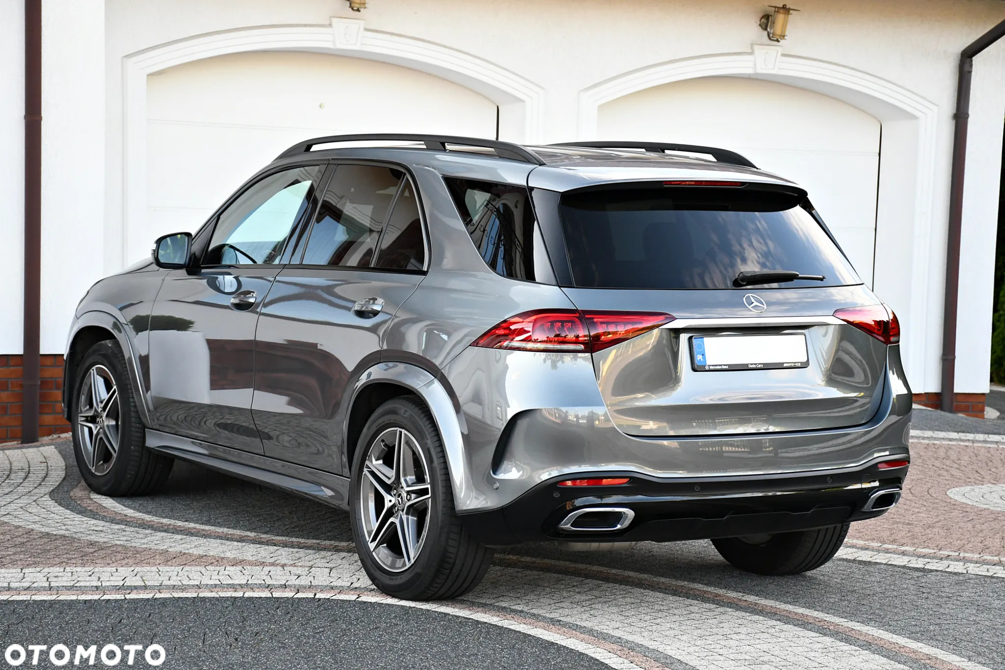 Mercedes-Benz GLE 300 d 4-Matic - 15