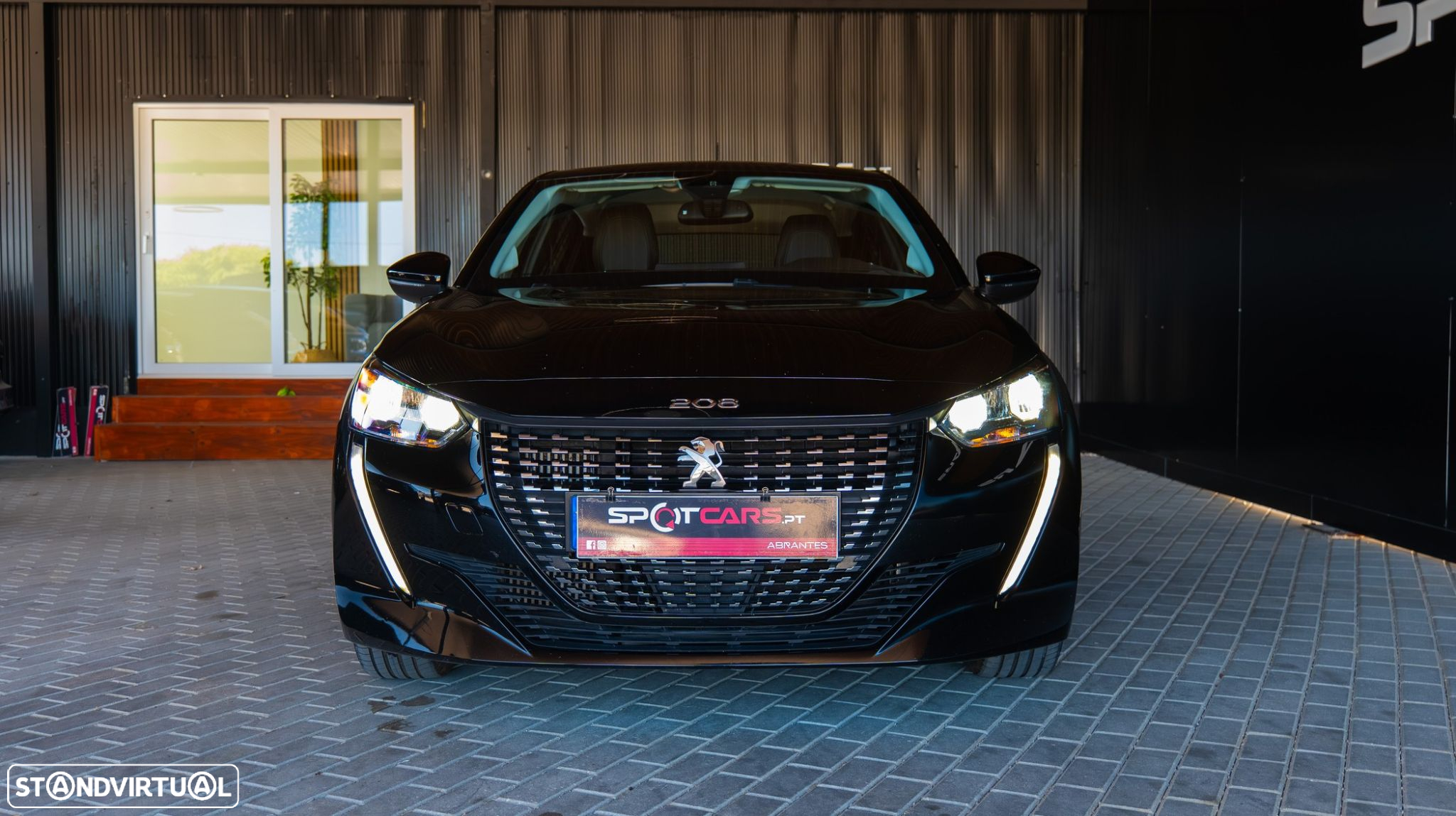 Peugeot 208 1.2 PureTech Allure EAT8 - 2