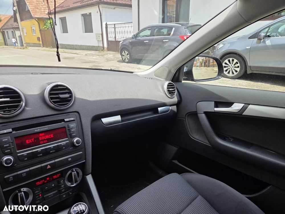 Audi A3 1.4 TFSI S line Sportpaket - 8