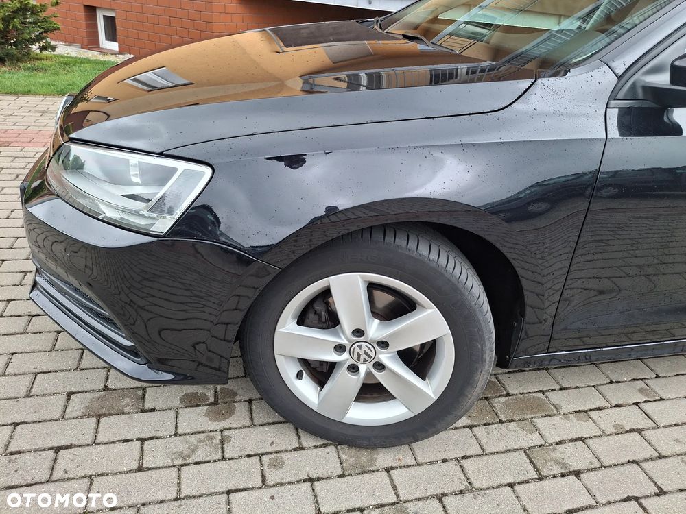 Volkswagen Jetta 1.4 TSI BMT Comfortline - 17