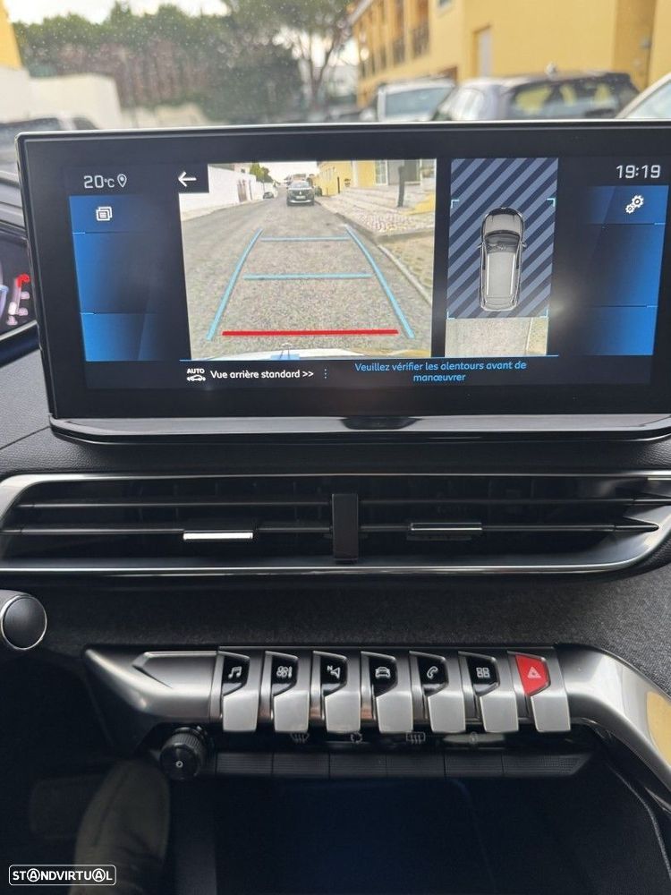 Peugeot 3008 1.2 PureTech Allure EAT8 - 34