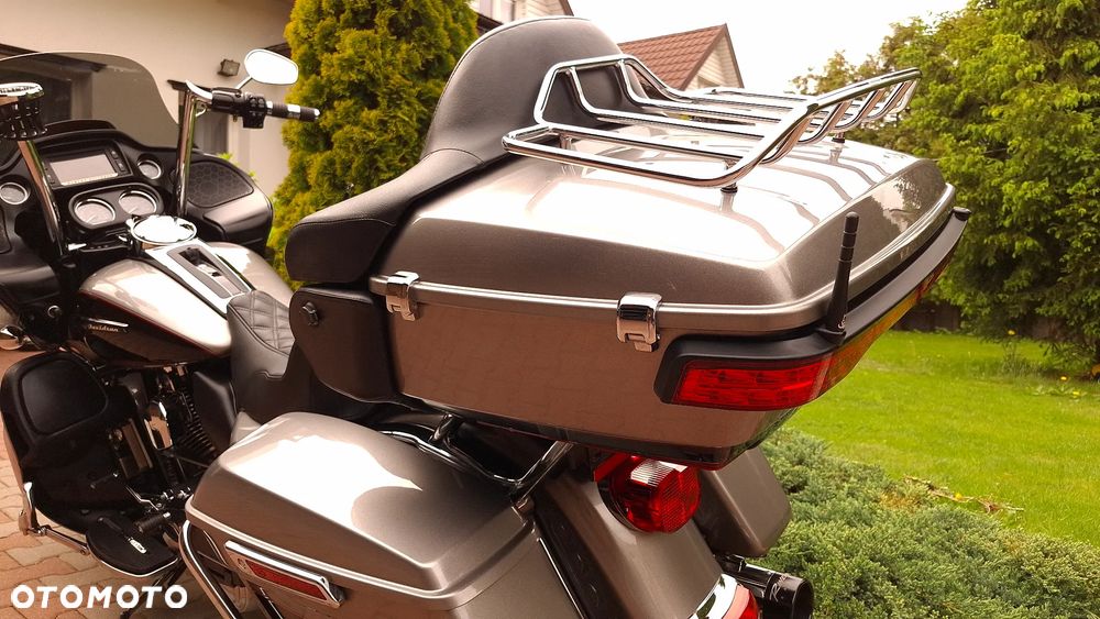 Harley-Davidson Touring Road Glide - 9