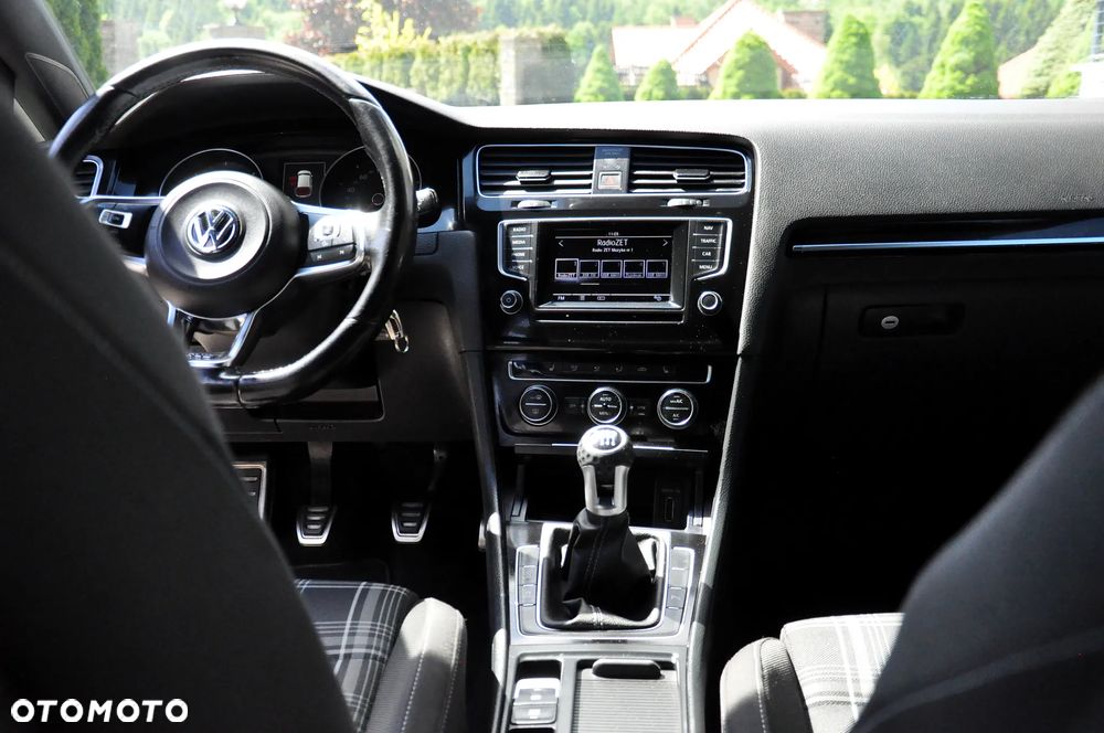 Volkswagen Golf 2.0 TDI BMT GTD - 13