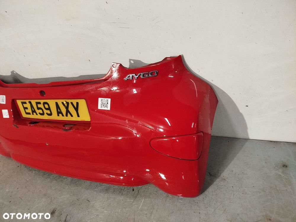 + ZDERZAK TYŁ TYLNY TOYOTA AYGO I 1 3P0 CZERWONY - 2