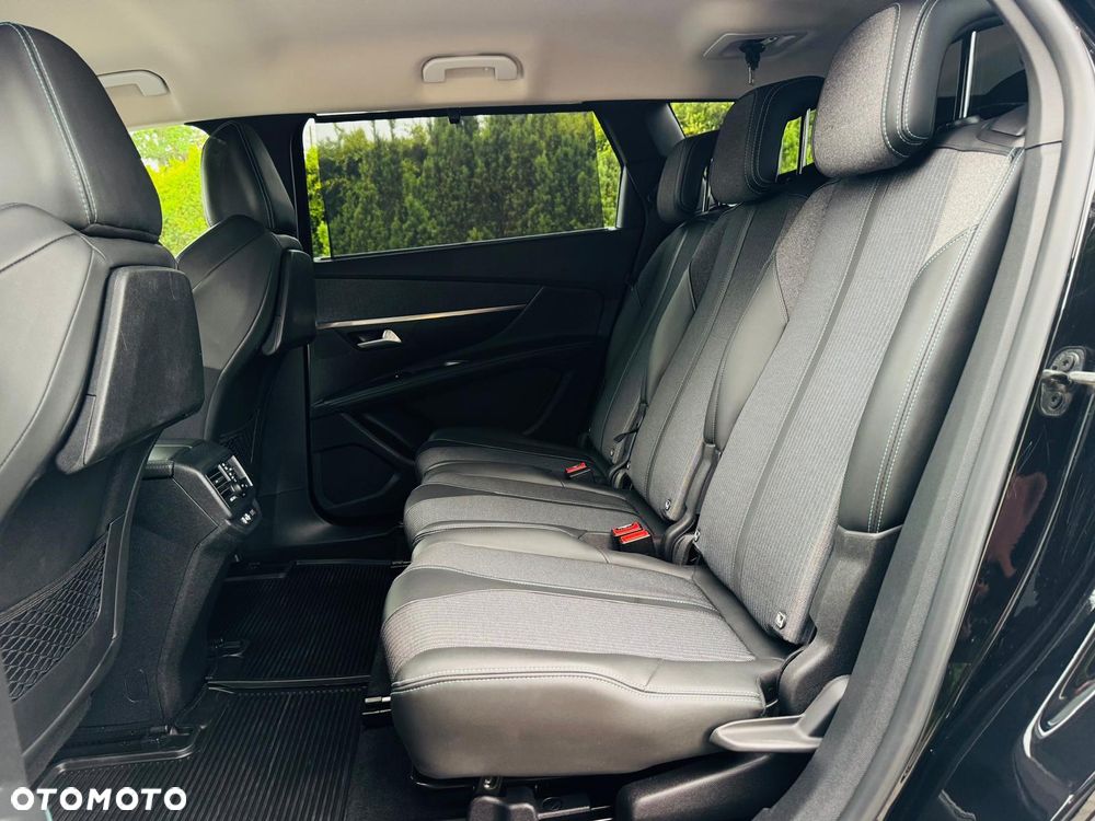 Peugeot 5008 2.0 BlueHDi Allure Pack S&S EAT8 - 31