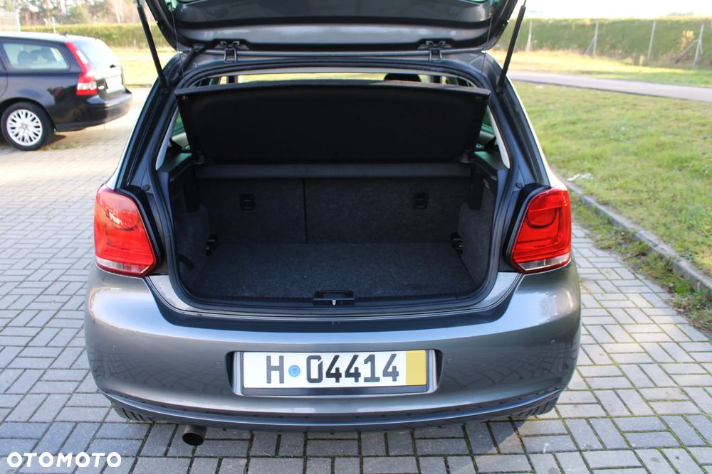 Volkswagen Polo 1.2 TSI MATCH - 35