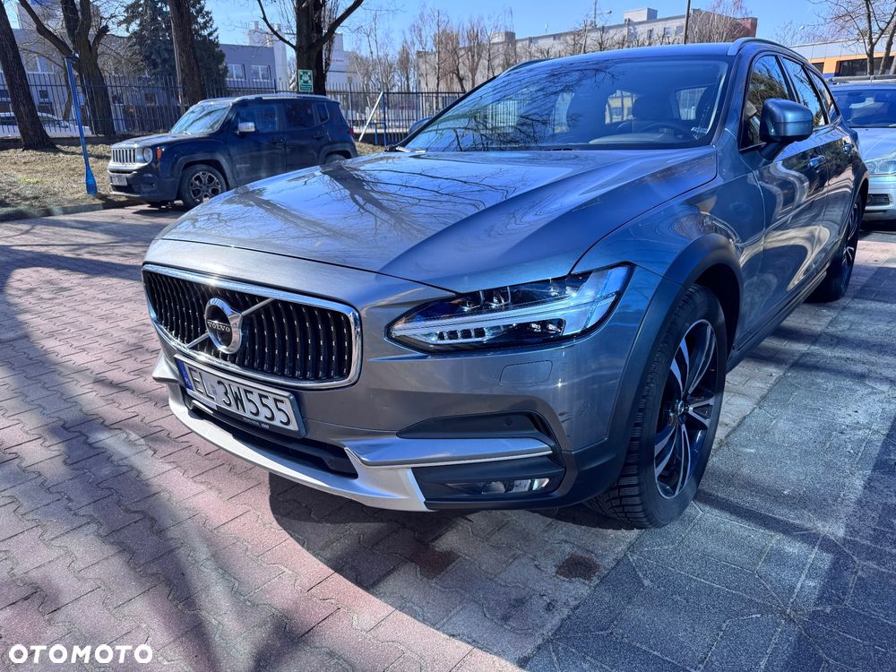 Volvo V90 D5 AWD Momentum Pro - 3