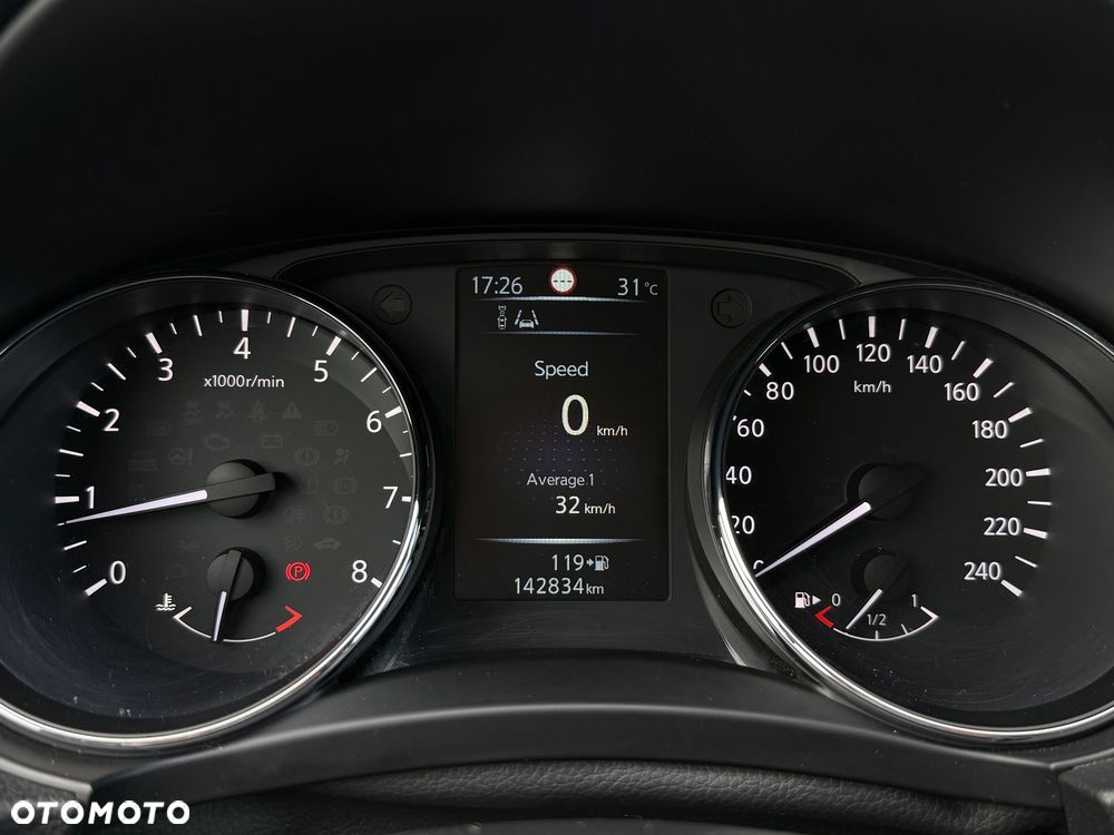 Nissan Qashqai 1.6 DIG-T 360 - 12