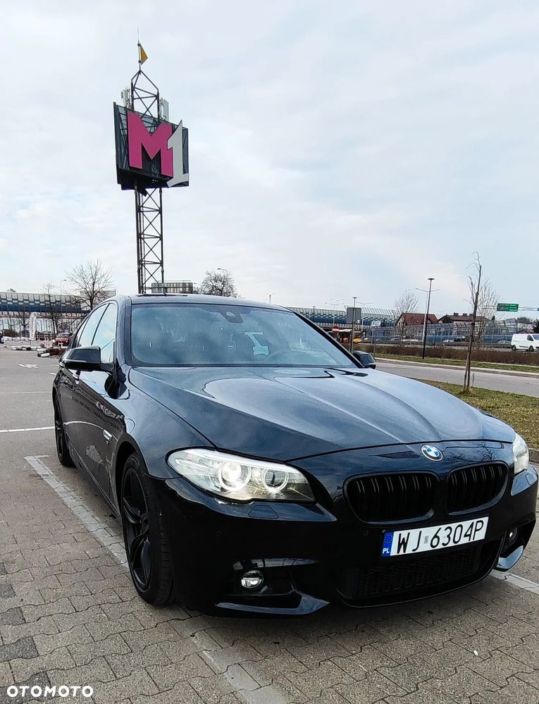 BMW Seria 5 528i Sport-Aut - 2