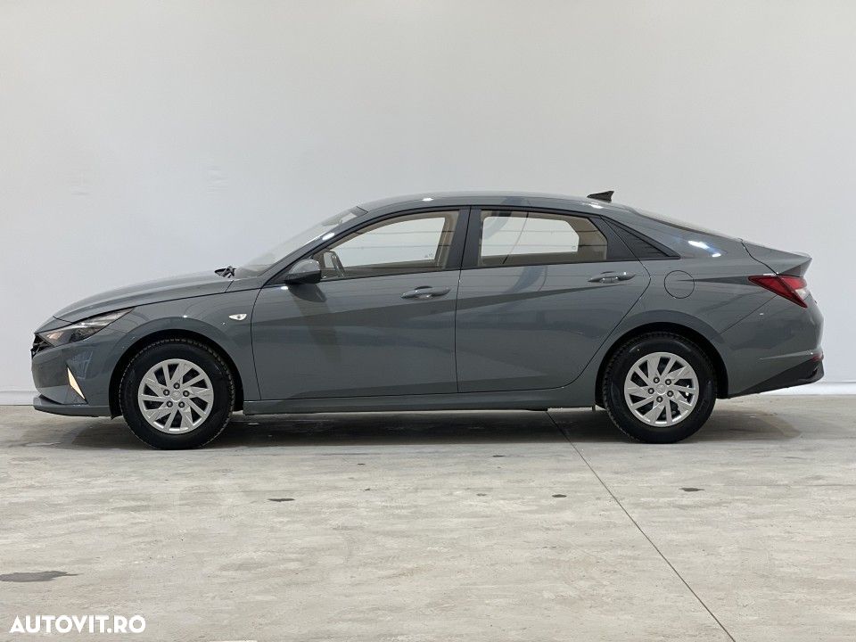 Hyundai Elantra 1.6 l 123 CP 6MT Classic - 2