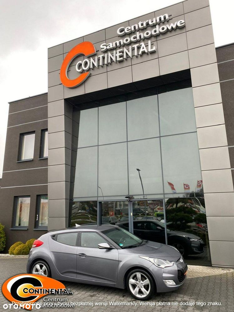 Hyundai Veloster - 15