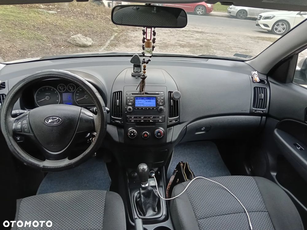 Hyundai i30 1.4 Base + EU5 - 19