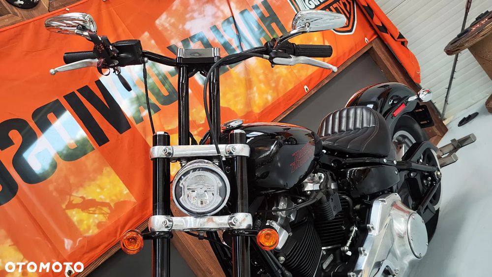 Harley-Davidson Softail Standard - 27