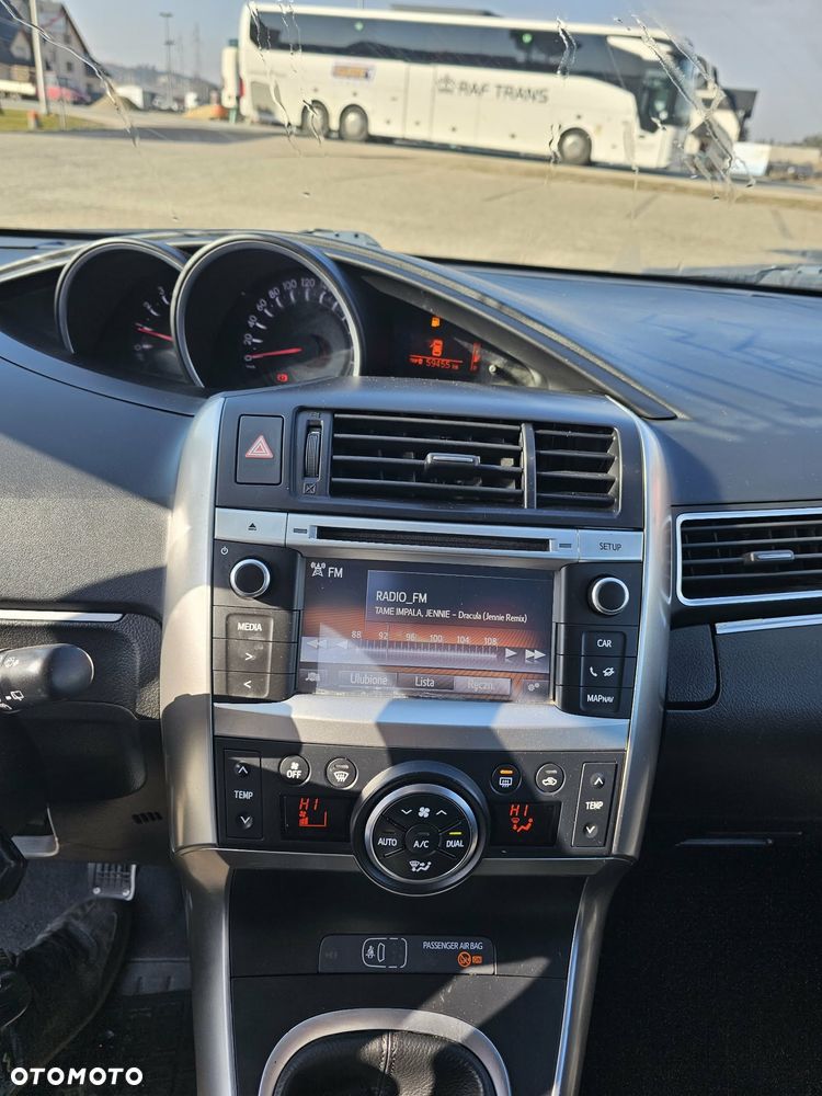 Toyota Verso 1.6 D-4D 7-Sitzer Start/Stop Executive - 29